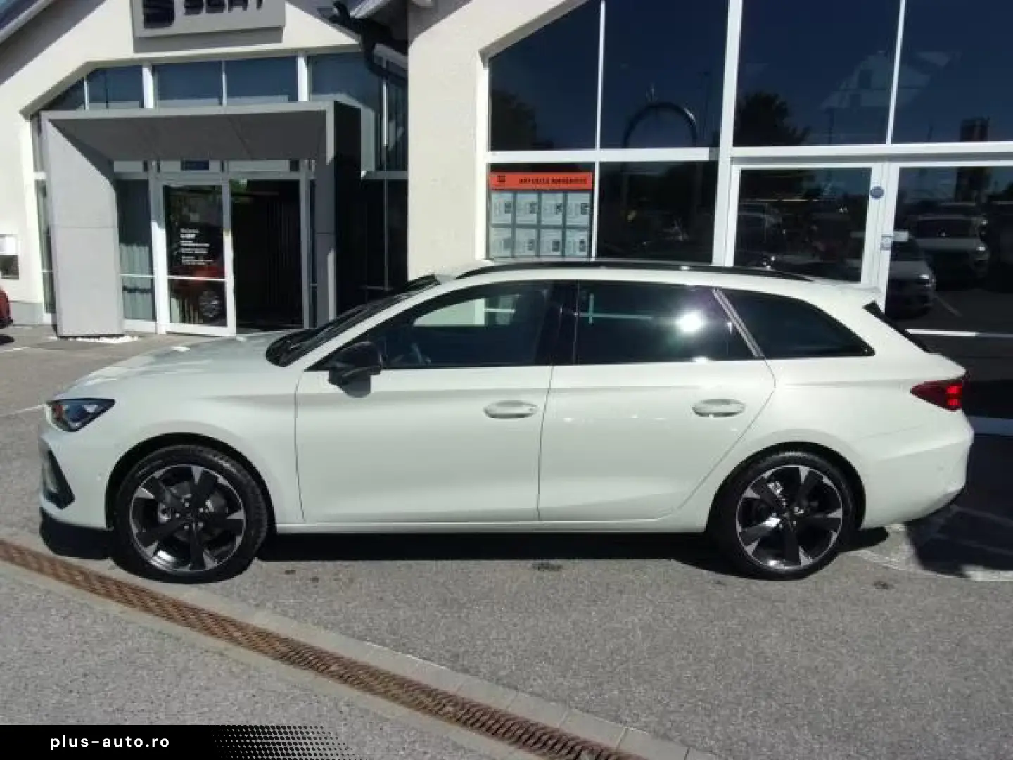 Cupra LEON SPORTSTOURER 1.5 ETSI DSG MATRIX-LED