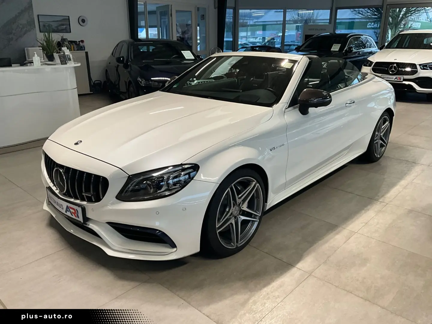 MERCEDES-BENZ C 63 AMG Cabrio Burmester HUD