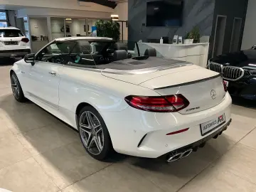 MERCEDES-BENZ C 63 AMG Cabrio Burmester HUD