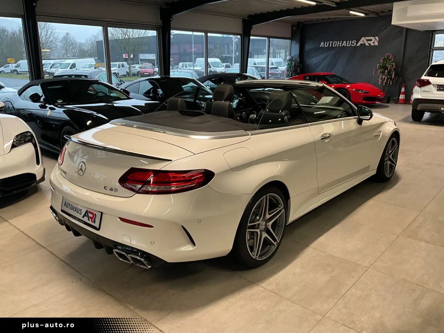 MERCEDES-BENZ C 63 AMG Cabrio Burmester HUD