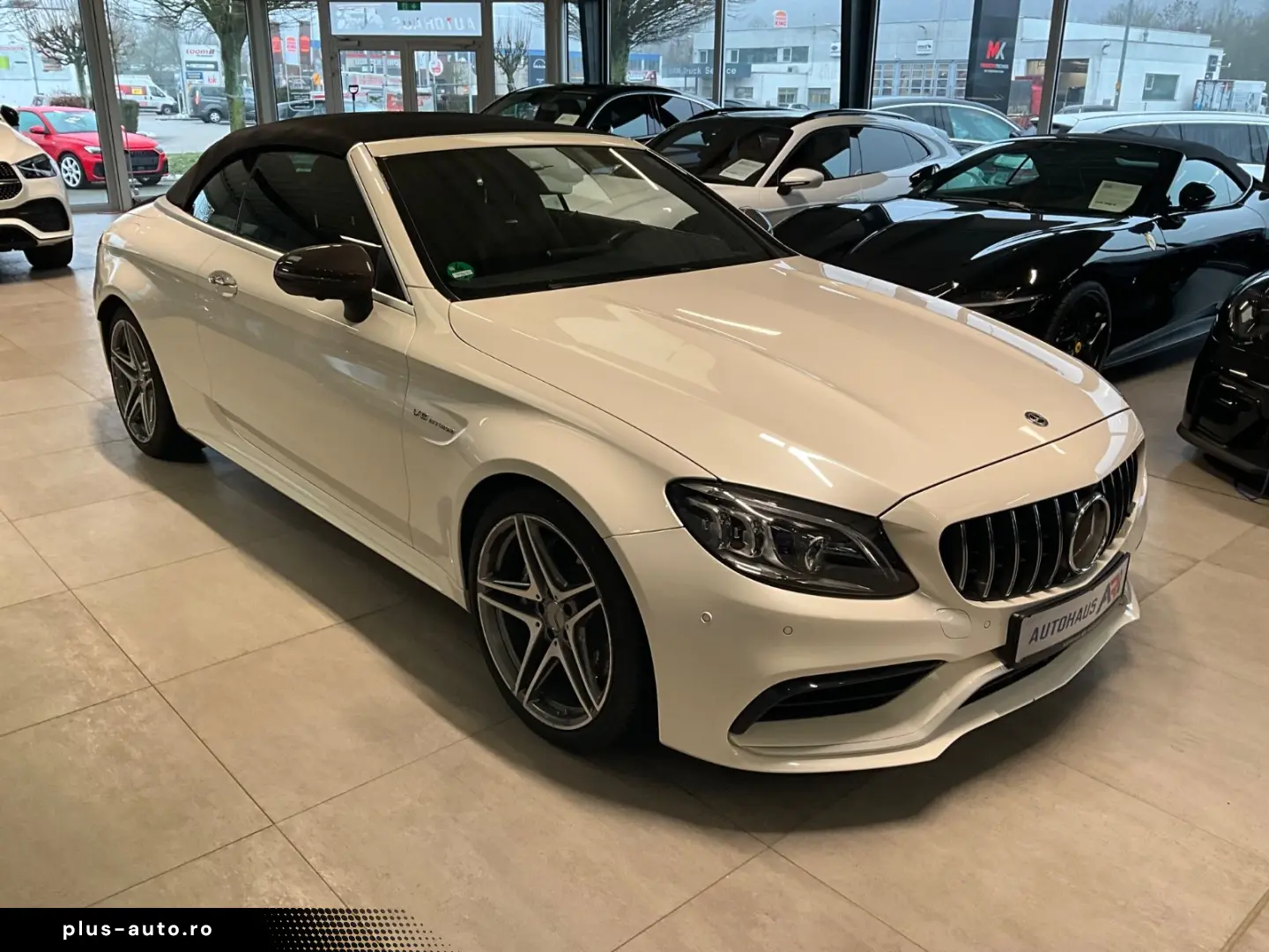 MERCEDES-BENZ C 63 AMG Cabrio Burmester HUD