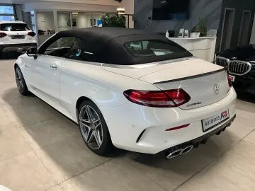 MERCEDES-BENZ C 63 AMG Cabrio Burmester HUD