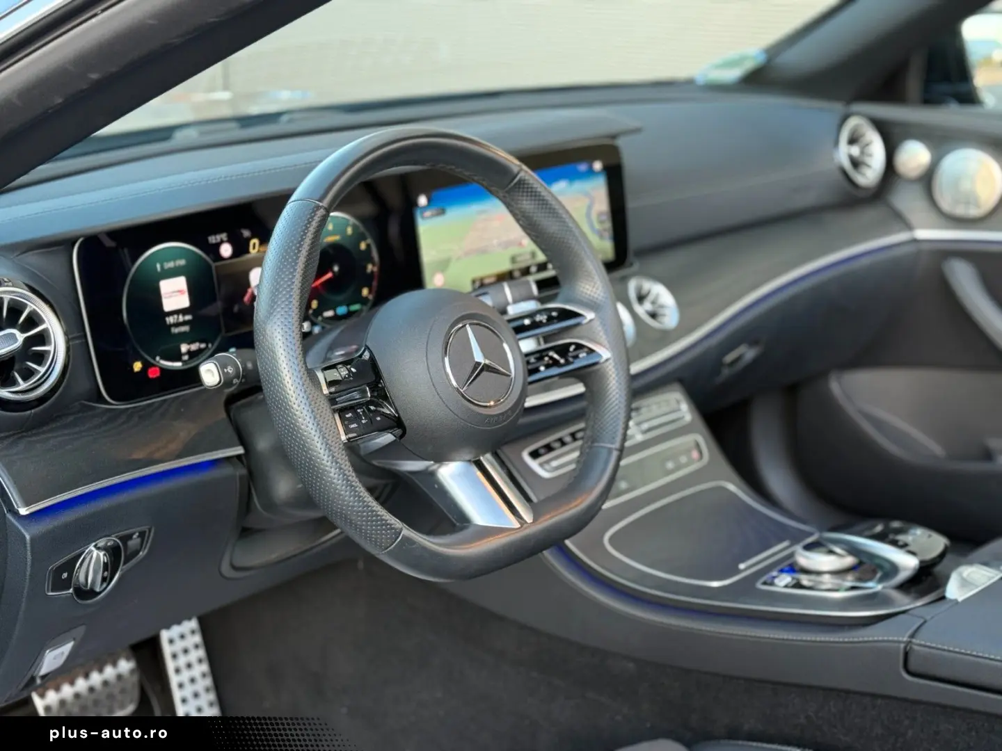MERCEDES-BENZ E 200 CABRIO AMG BURMESTER 20  AIRSCARF TOP