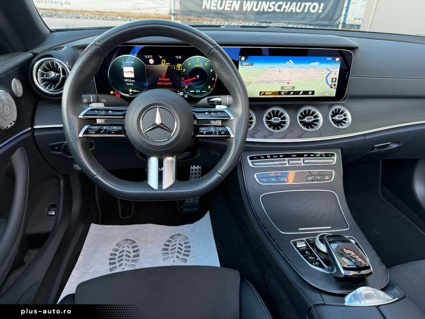 MERCEDES-BENZ E 200 CABRIO AMG BURMESTER 20  AIRSCARF TOP