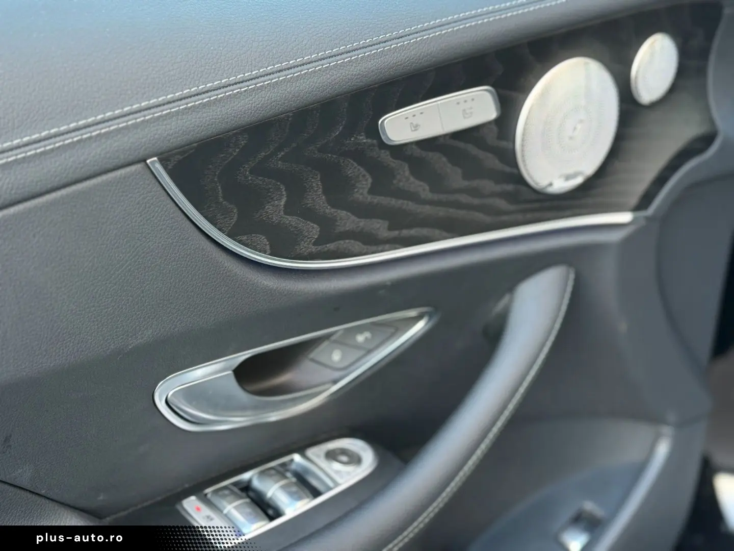MERCEDES-BENZ E 200 CABRIO AMG BURMESTER 20  AIRSCARF TOP
