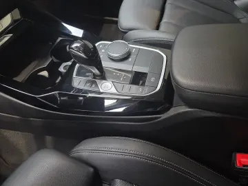 BMW X3 xDr30e Keyless H&K HUD Laser