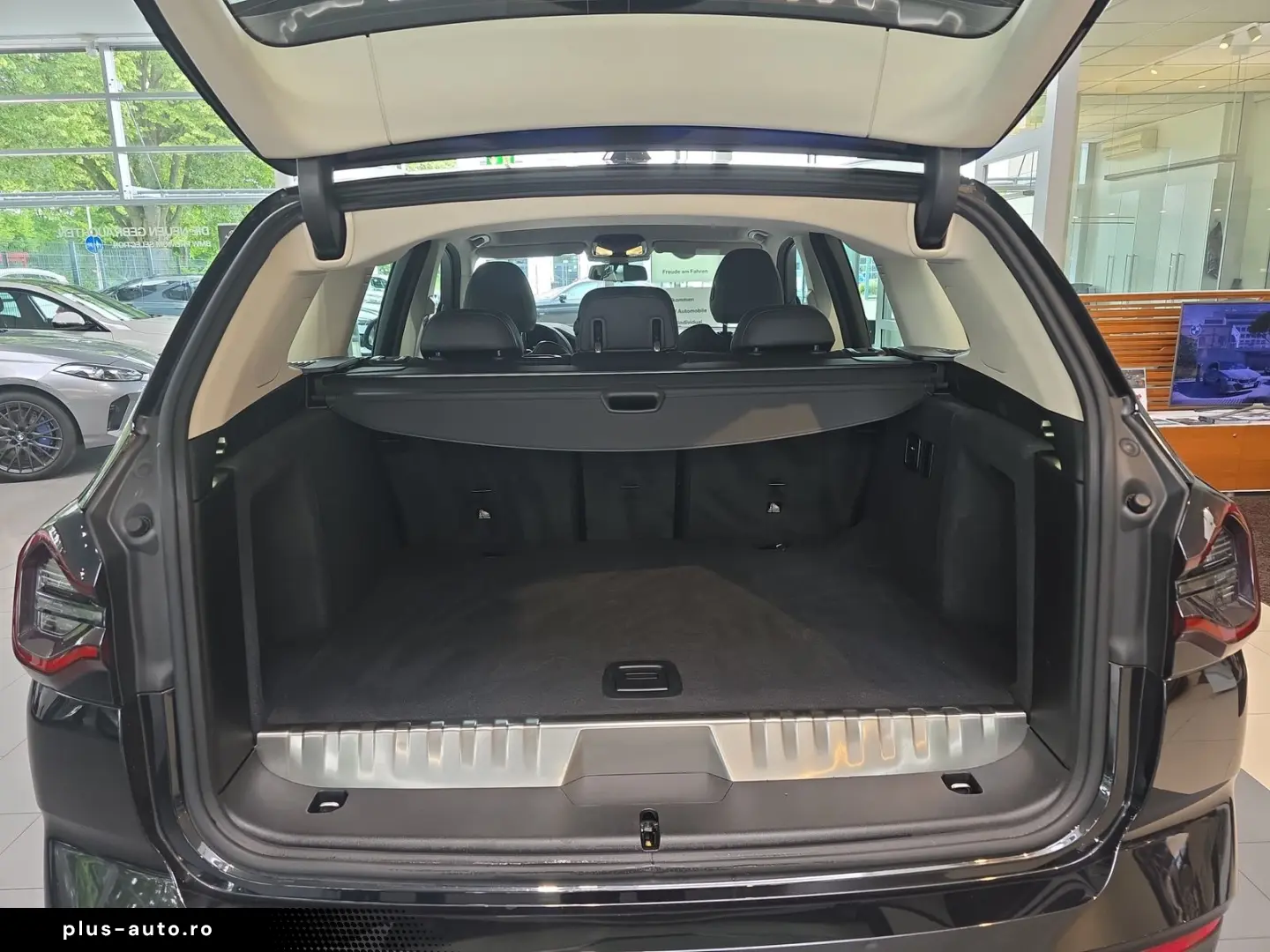 BMW X3 xDr30e Keyless H&K HUD Laser