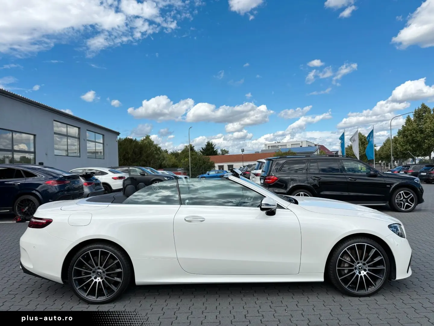 MERCEDES-BENZ E450 4Matic Cabrio AMG-PAKET 360 ACC BURMESTER