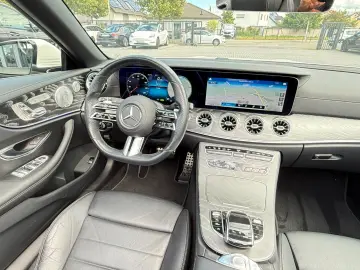 MERCEDES-BENZ E450 4Matic Cabrio AMG-PAKET 360 ACC BURMESTER