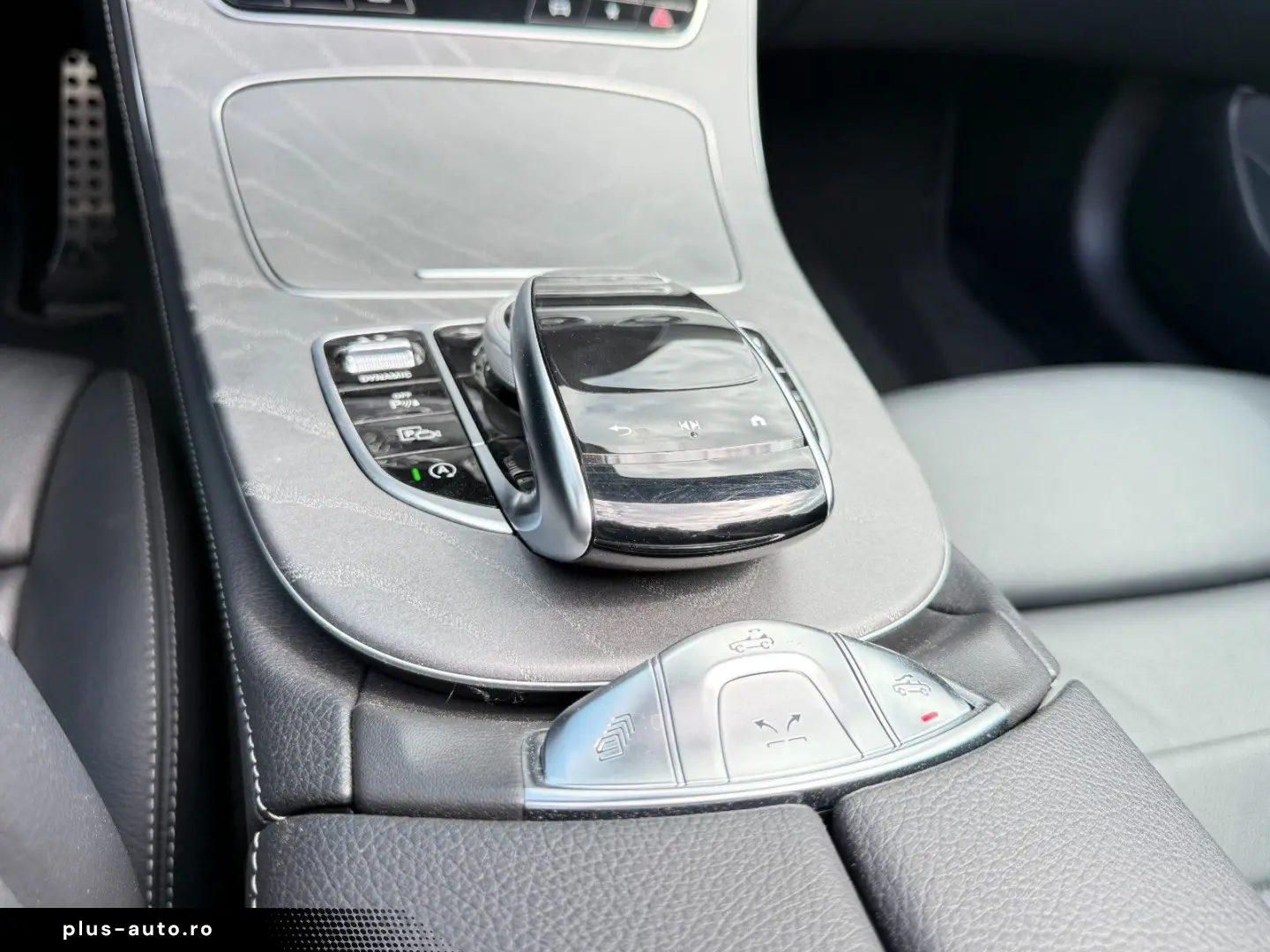 MERCEDES-BENZ E450 4Matic Cabrio AMG-PAKET 360 ACC BURMESTER