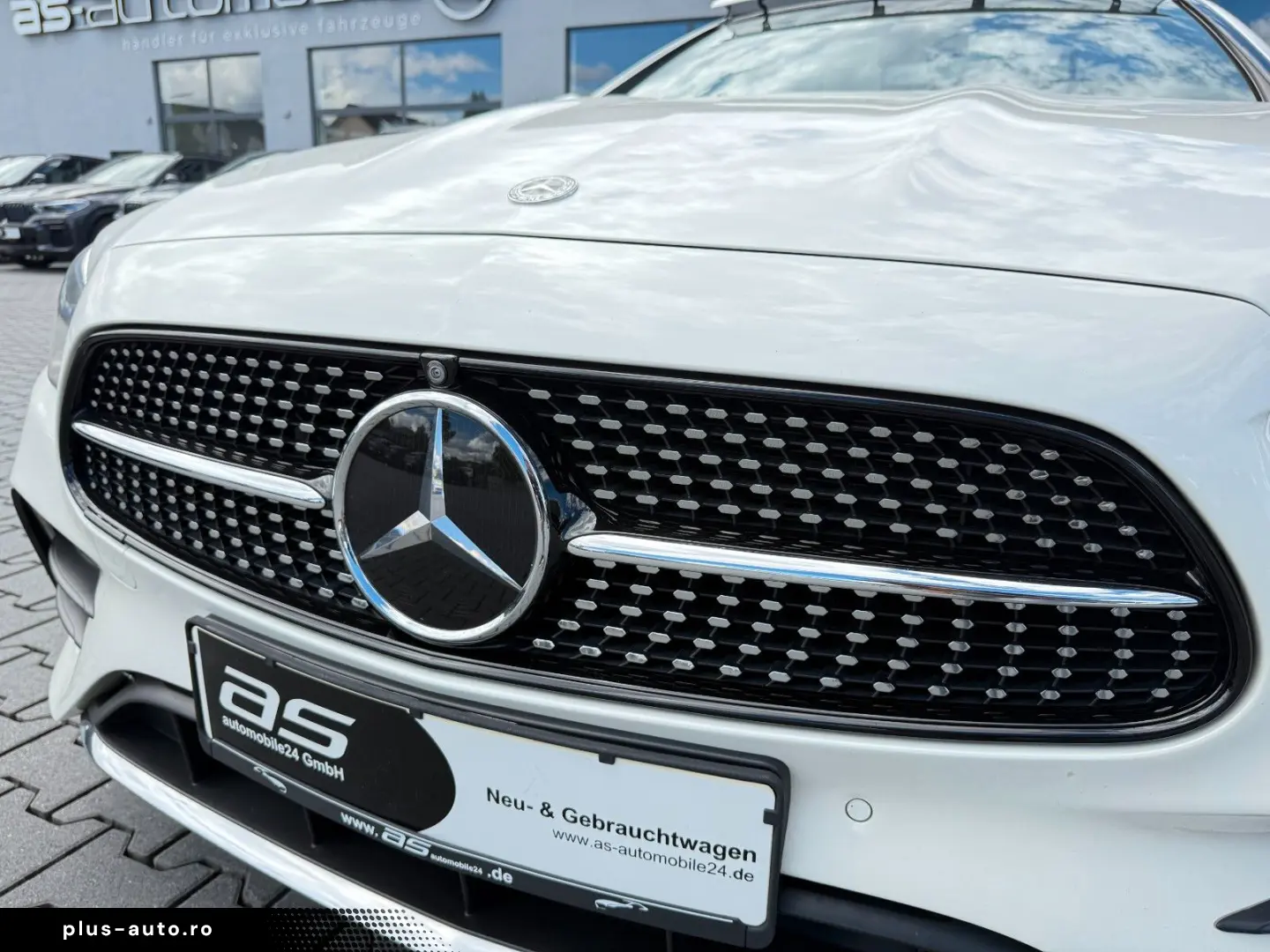 MERCEDES-BENZ E450 4Matic Cabrio AMG-PAKET 360 ACC BURMESTER