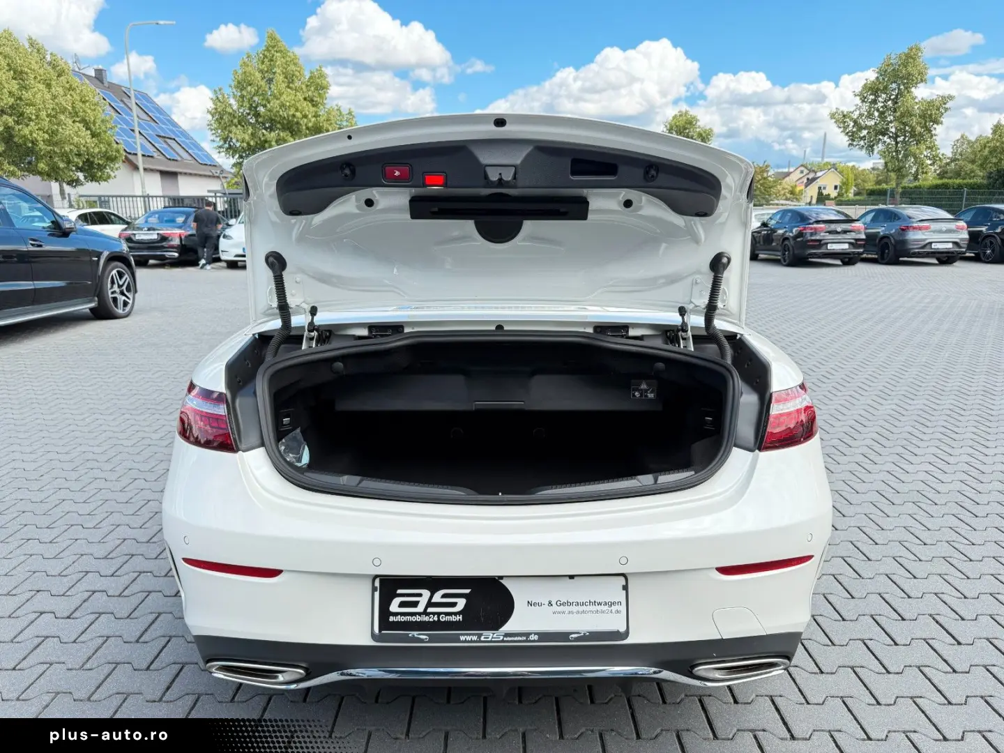 MERCEDES-BENZ E450 4Matic Cabrio AMG-PAKET 360 ACC BURMESTER