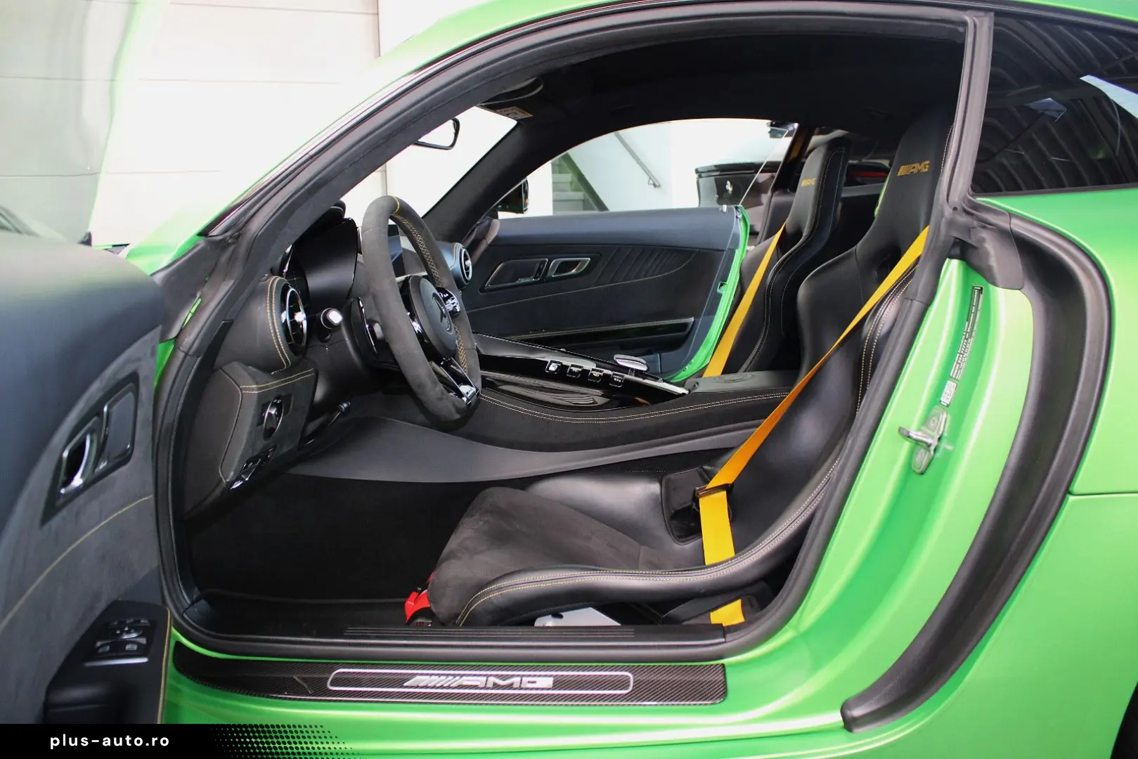 MERCEDES-BENZ AMG GT R EXKLUSIV  GREENHELL