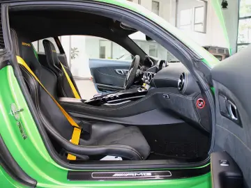 MERCEDES-BENZ AMG GT R EXKLUSIV  GREENHELL