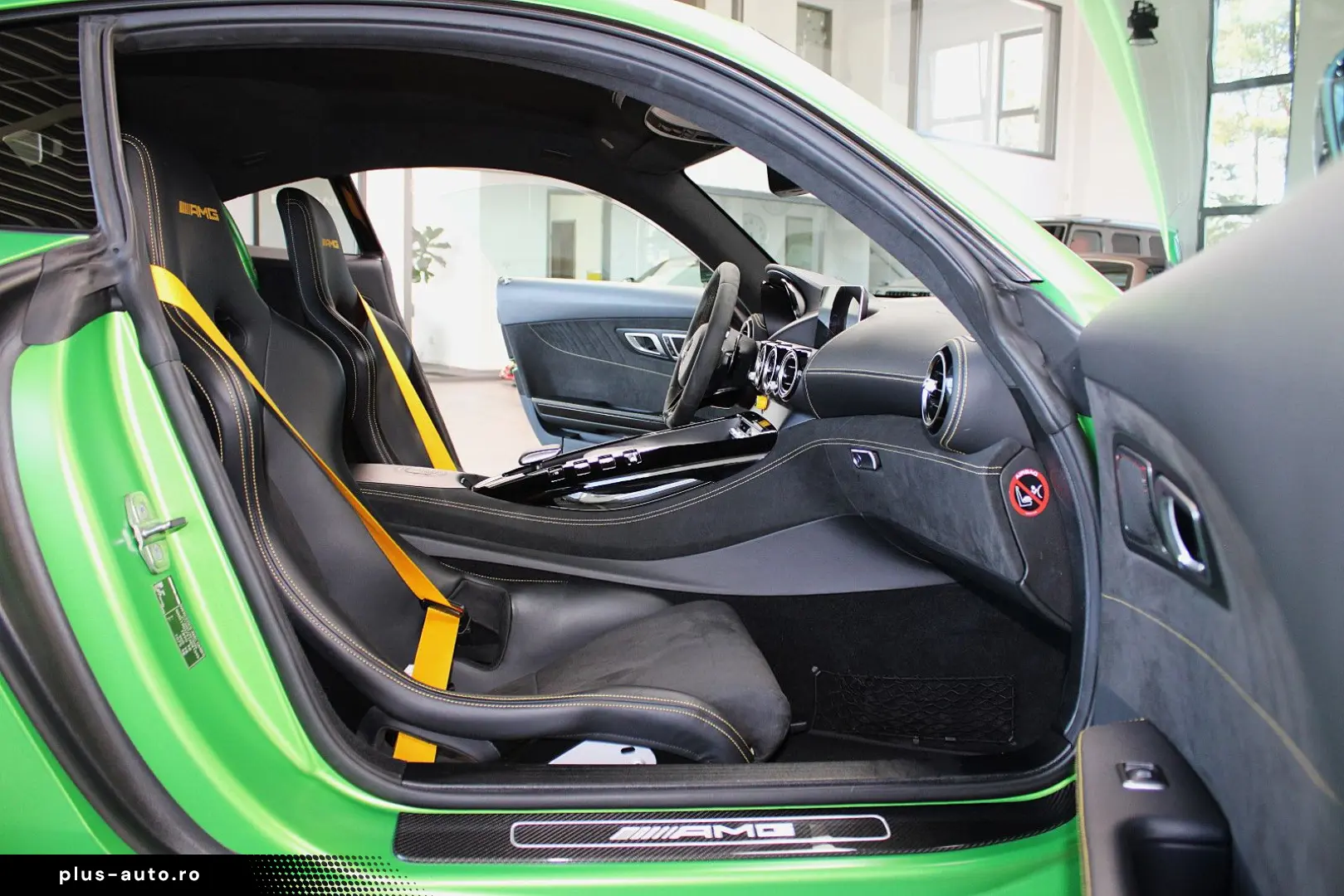 MERCEDES-BENZ AMG GT R EXKLUSIV  GREENHELL
