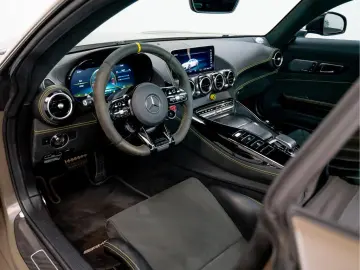 MERCEDES-BENZ AMG GT R 4.0 R Pro 1 750