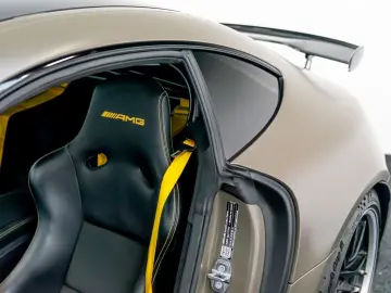 MERCEDES-BENZ AMG GT R 4.0 R Pro 1 750
