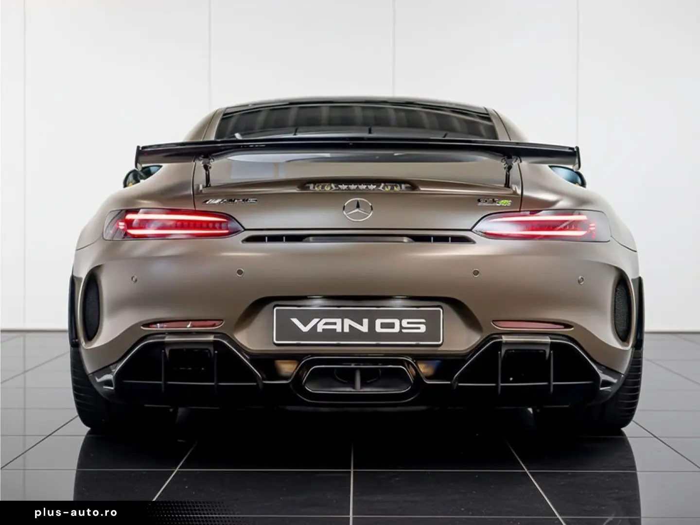 MERCEDES-BENZ AMG GT R 4.0 R Pro 1 750