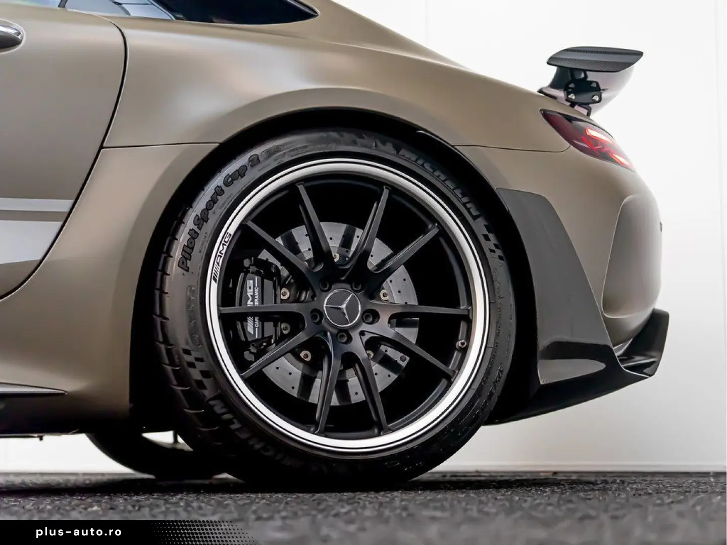 MERCEDES-BENZ AMG GT R 4.0 R Pro 1 750