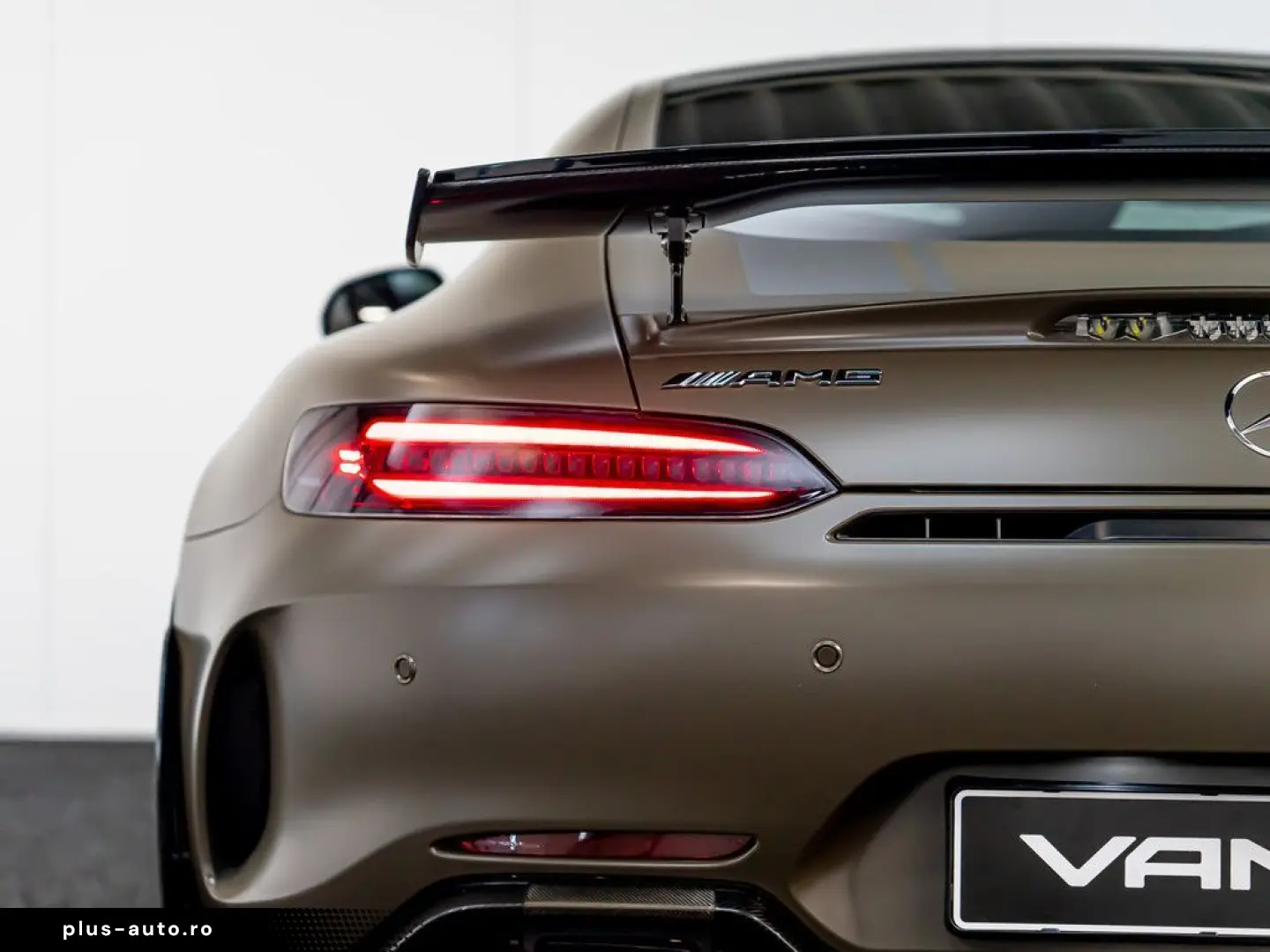 MERCEDES-BENZ AMG GT R 4.0 R Pro 1 750