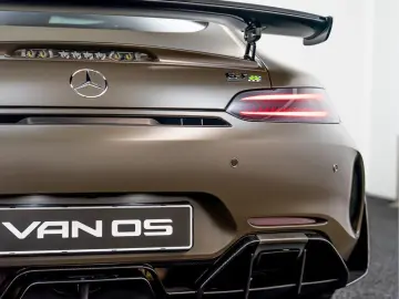 MERCEDES-BENZ AMG GT R 4.0 R Pro 1 750