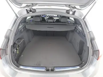 Mercedes-Benz C 220d T AMG Line