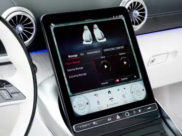 Maybach SL 680 MAYBACH MONOGRAM SERIES WHITE AMBIENCE