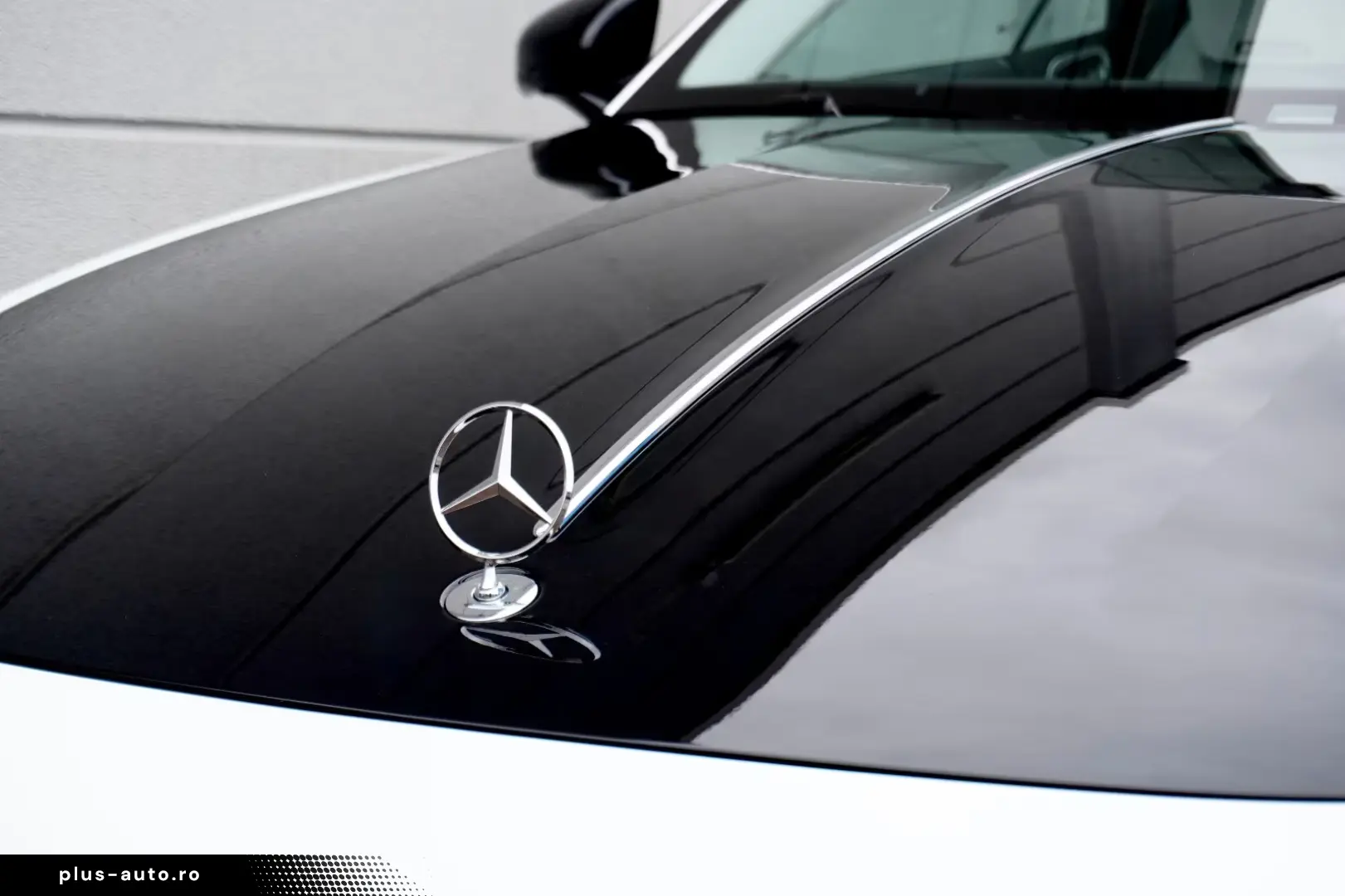Maybach SL 680 MAYBACH MONOGRAM SERIES WHITE AMBIENCE