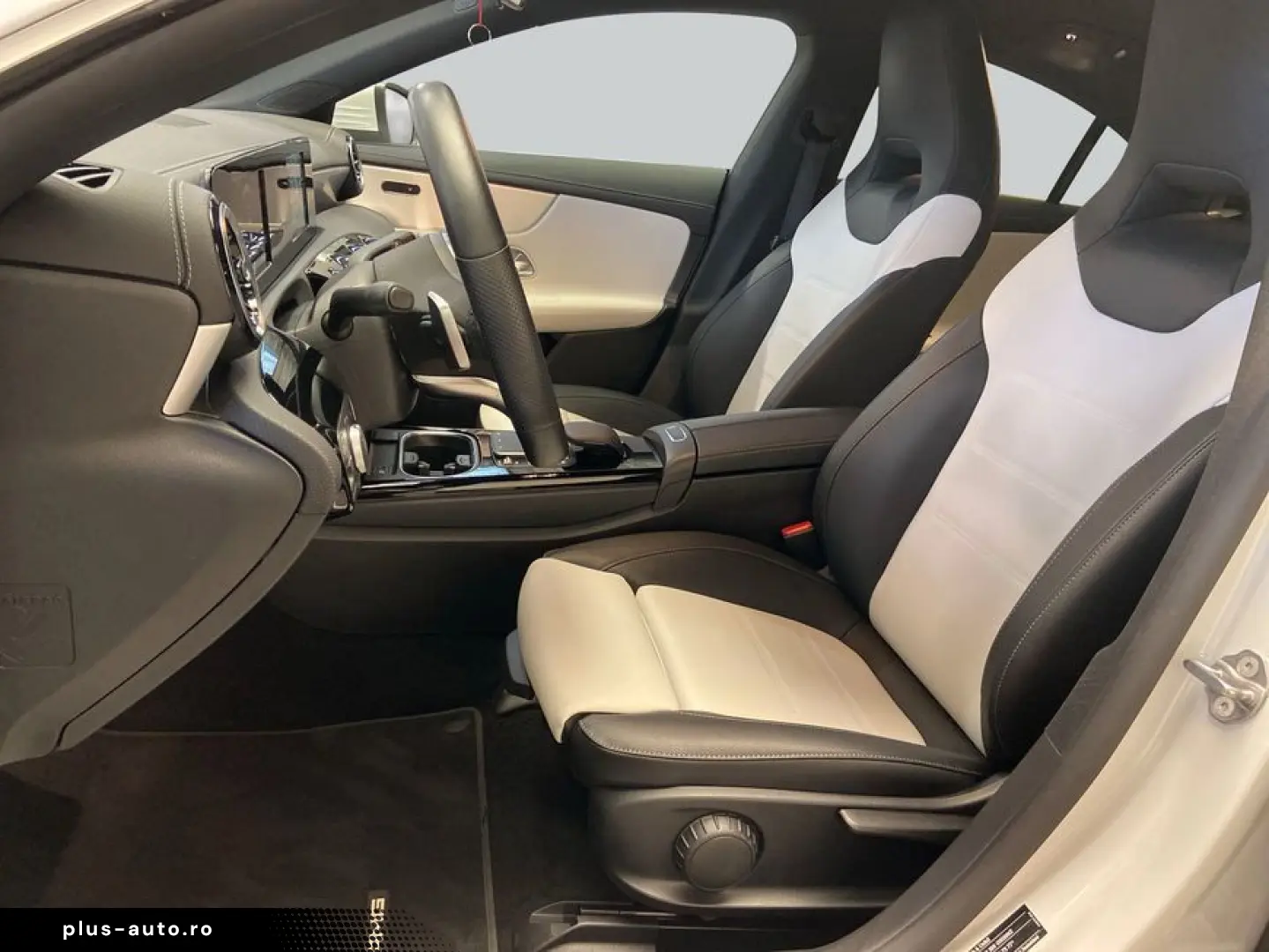 MERCEDES-BENZ CLA 250e AMG Coupe LED Sound CarPlay MBUXNa
