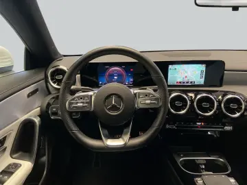 MERCEDES-BENZ CLA 250e AMG Coupe LED Sound CarPlay MBUXNa