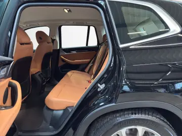 BMW X3 xDr30e
