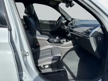 BMW X3 xDr20i MSpo 360 Carbon H&K Laser Keyless Sunroof