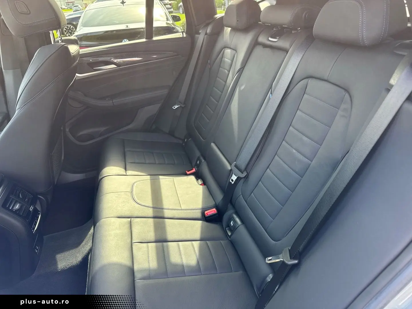 BMW X3 xDr20i MSpo 360 Carbon H&K Laser Keyless Sunroof