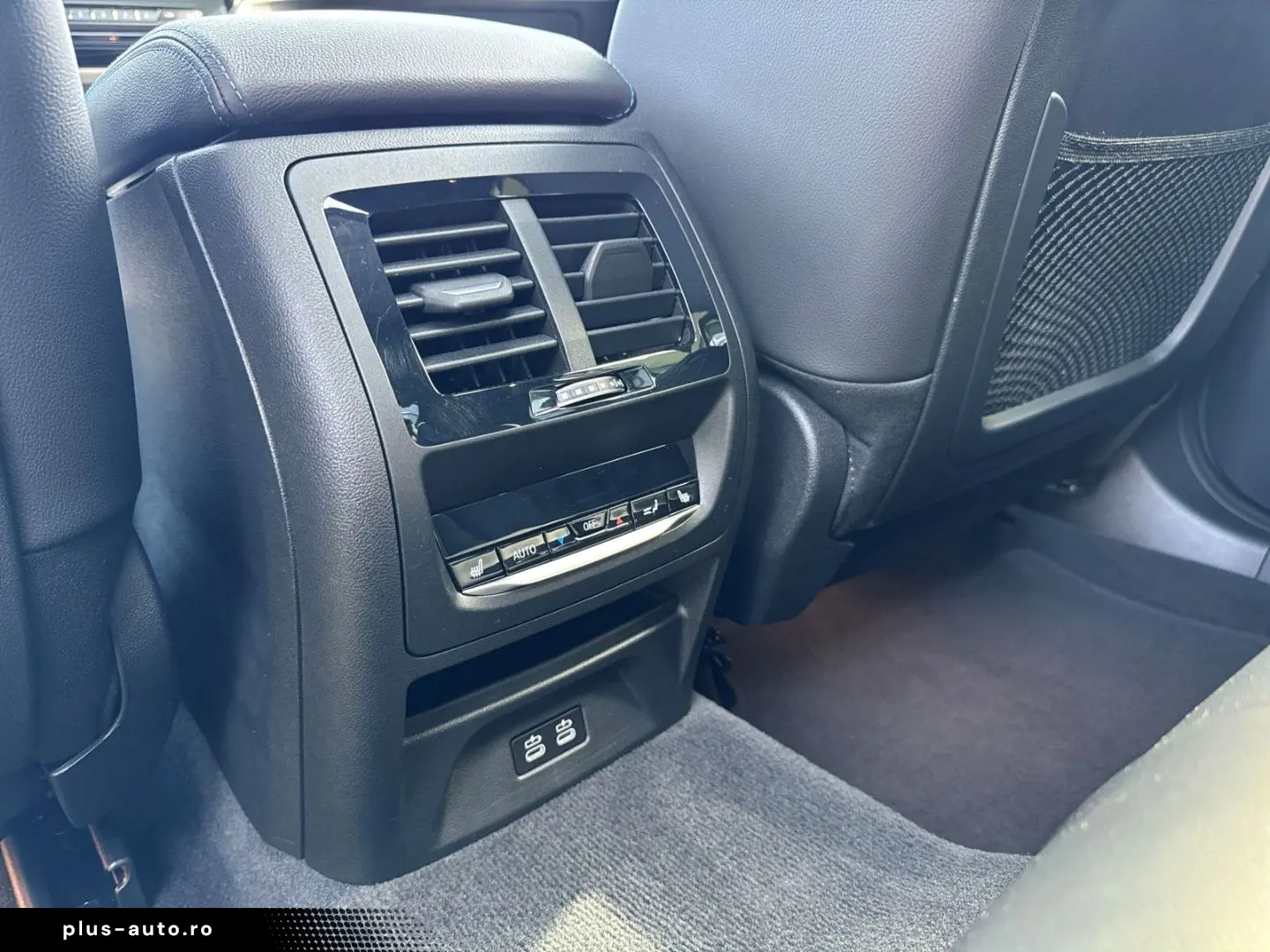 BMW X3 xDr20i MSpo 360 Carbon H&K Laser Keyless Sunroof