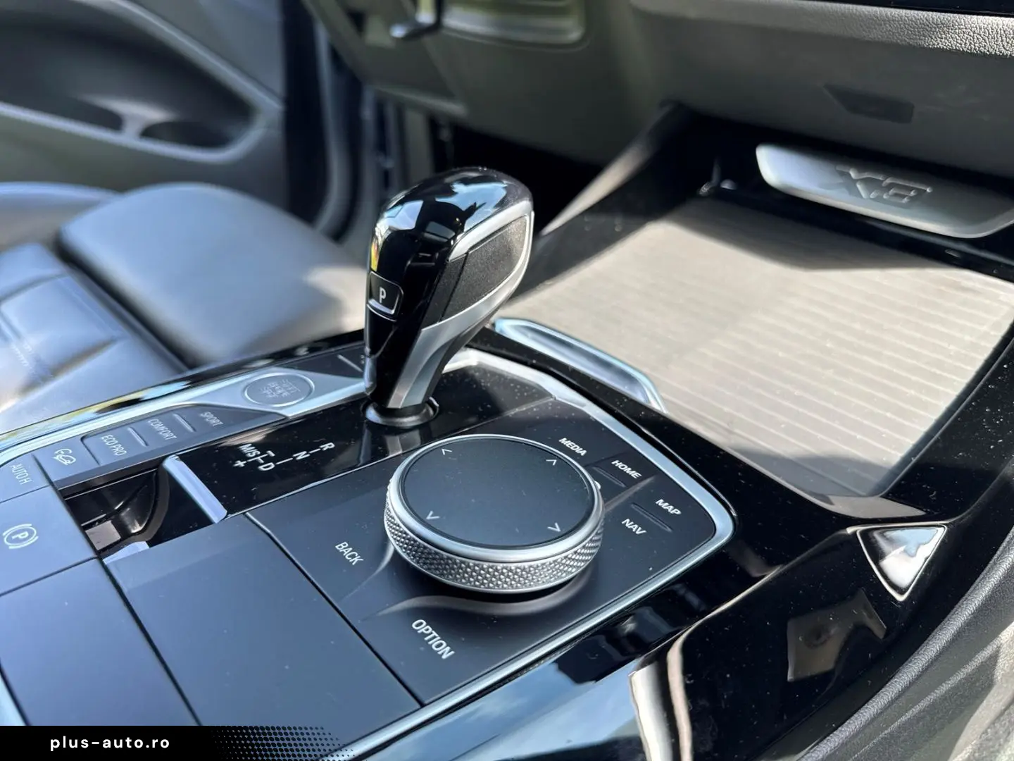 BMW X3 xDr20i MSpo 360 Carbon H&K Laser Keyless Sunroof