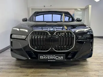 BMW 750e xDrive M Sport Pro AHK ACC 360