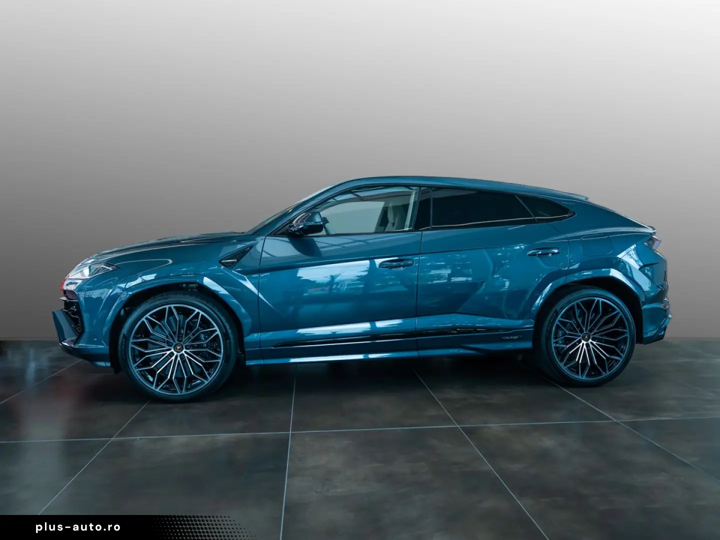 LAMBORGHINI Urus SE   AdPersonam   Lamborghini Nürnberg
