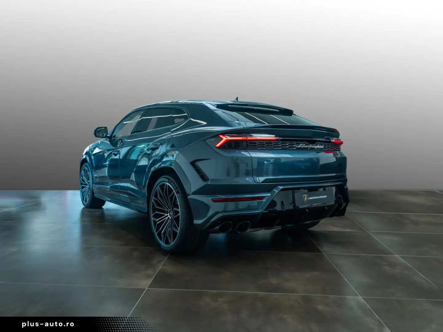 LAMBORGHINI Urus SE   AdPersonam   Lamborghini Nürnberg