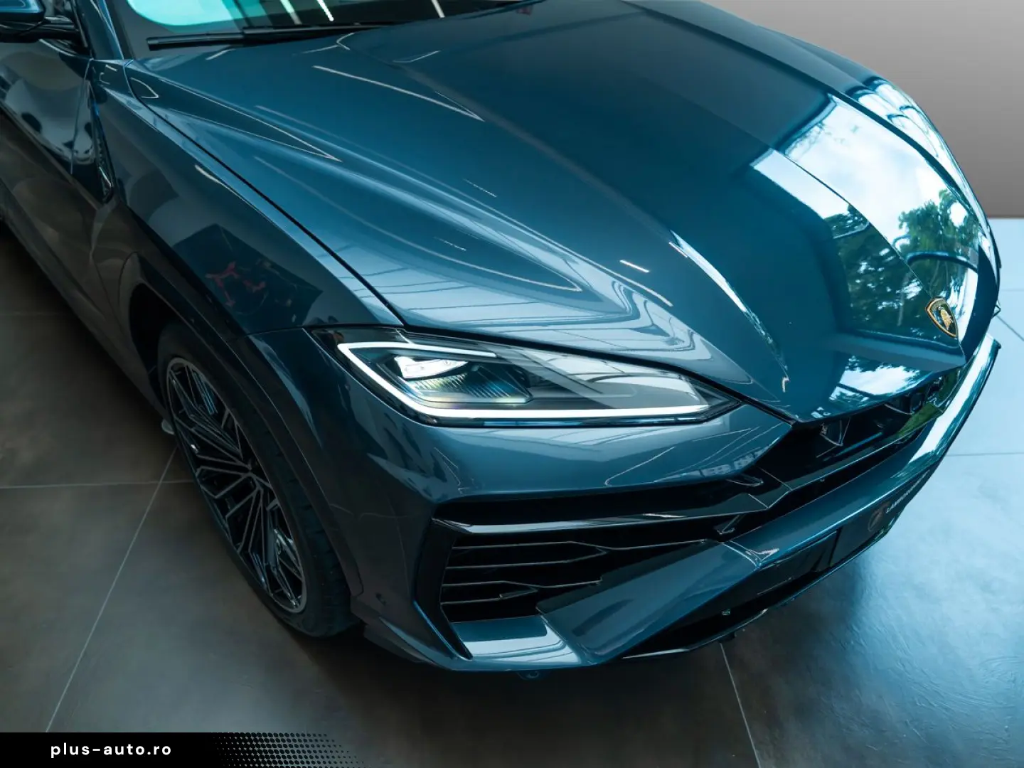 LAMBORGHINI Urus SE   AdPersonam   Lamborghini Nürnberg