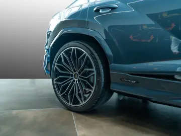LAMBORGHINI Urus SE   AdPersonam   Lamborghini Nürnberg