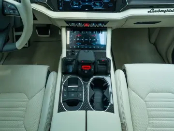 LAMBORGHINI Urus SE   AdPersonam   Lamborghini Nürnberg