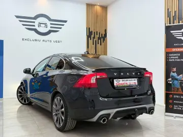 Volvo S60 R-design