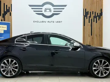 Volvo S60 R-design