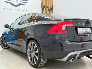 Volvo S60 R-design