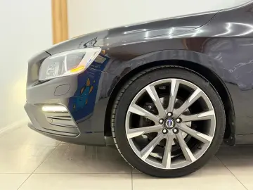 Volvo S60 R-design