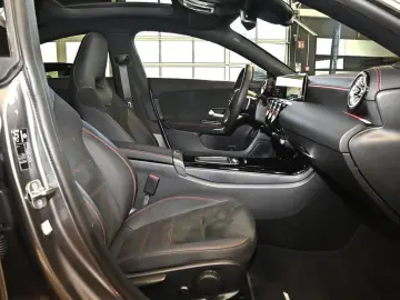 MERCEDES-BENZ CLA 250 e Coupé AMG Sport Advanced  Di&hellip;