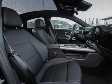 MERCEDES-BENZ CLA 250   e Progressive Distronic Pano&hellip;