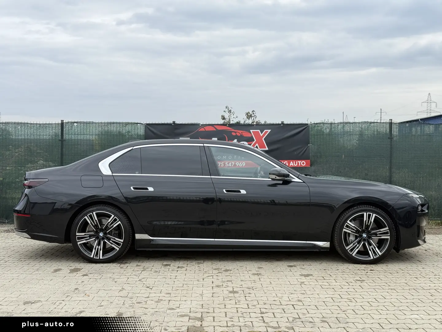 750e xDrive • TV • Executive Lounge • Masaj • R21
