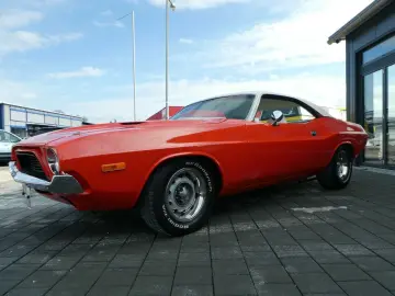 DODGE Challenger  383 Muscle Car