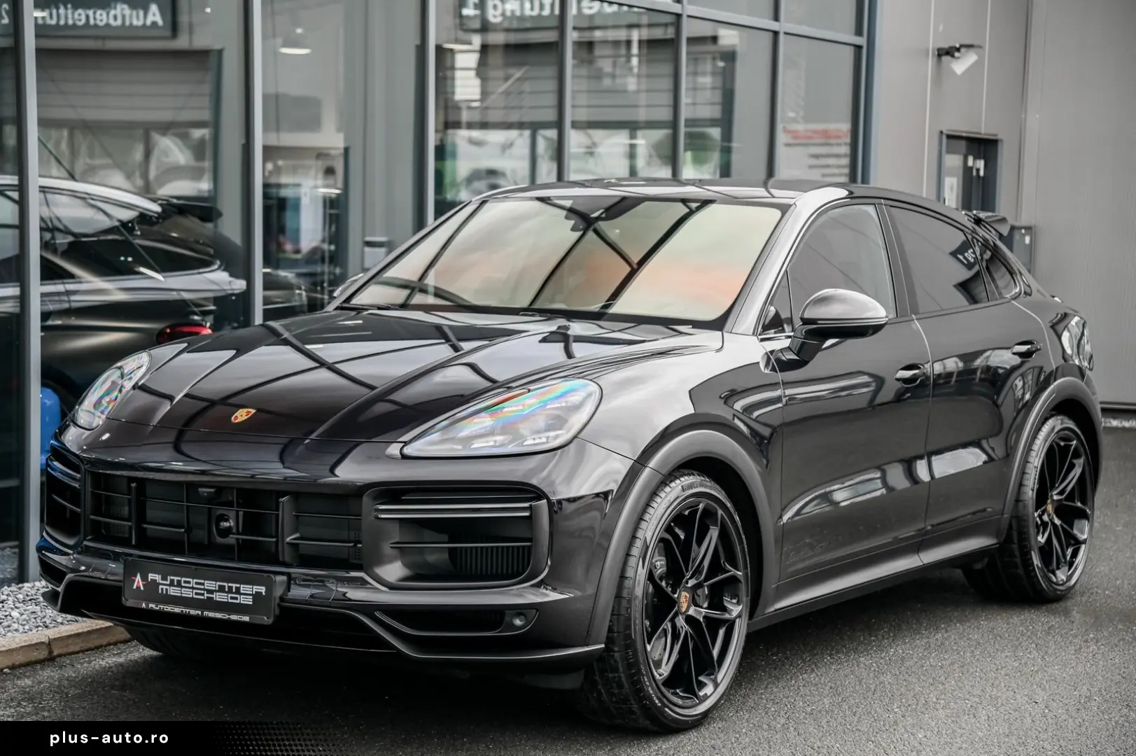 PORSCHE Cayenne Turbo GT Coupe  Rear Entertainment !